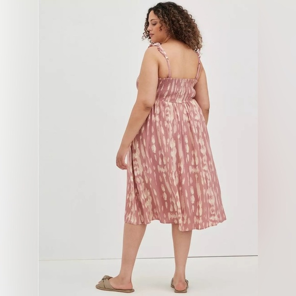 Torrid Midi Challis Dress Smocked Tiered Tie-Dye Pink, Plus Size 4X 26W Coquette - Picture 4 of 8